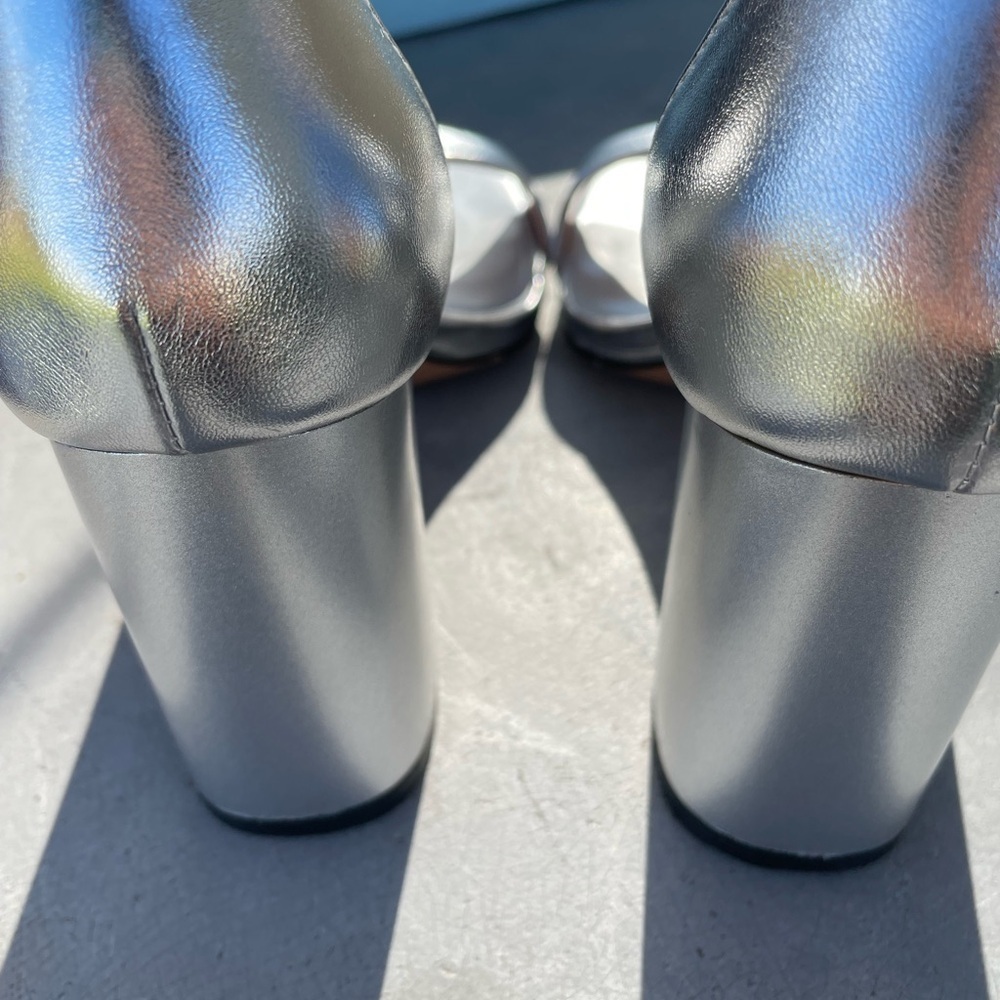 New Silver Chunky Block Heels Women's - Picture 8 of 12